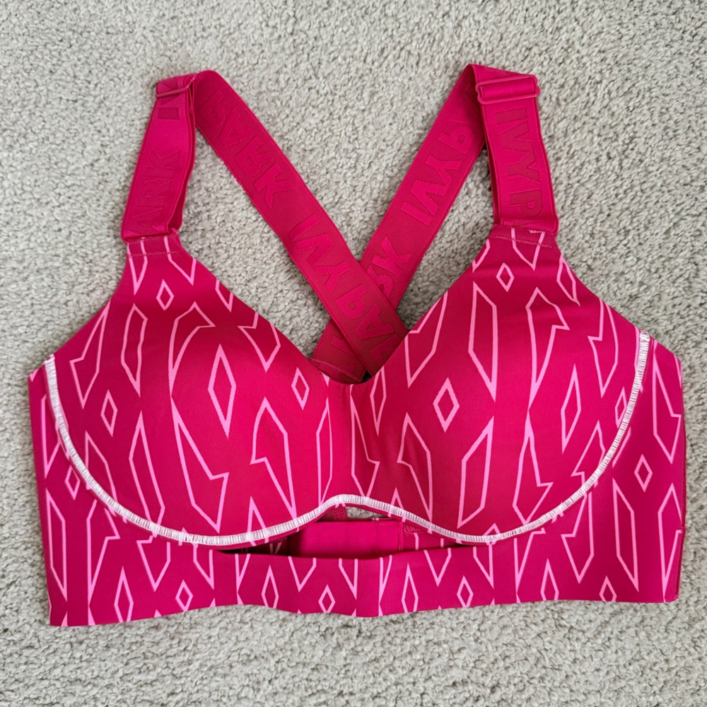 Ivy Park Pink Sports Bra - Limited Edition Bundle!